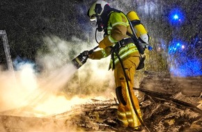 Feuerwehr Dresden: FW Dresden: Informationen zum Einsatzgeschehen von Feuerwehr und Rettungsdienst in der Landeshauptstadt Dresden vom 1. Januar 2026