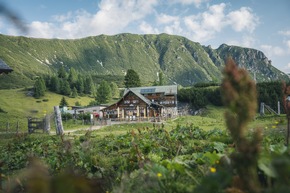 Naturerlebnisse in Obertauern | Wandern, Aktivsport, Hütten-Übernachtungen und Berg-Yoga