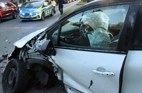 Polizei Minden-Lübbecke: POL-MI: Kollision im Gegenverkehr