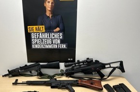 Hauptzollamt Singen: HZA-SI: Umzug mit Softair-Waffen- Zoll stellt verbotene Softair-Waffen in Umzugsgut sicher