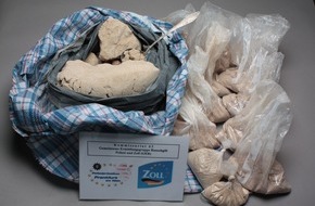 Polizeipräsidium Frankfurt am Main: POL-F: 100920 - 1136 Frankfurt:  Festnahme von vier Rauschgifthändlern und Sicherstellung von 15,3 kg Heroin - Bild beachten
