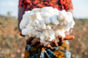 Aid by Trade Foundation: Neue Studie belegt geringe Umweltauswirkungen von Cotton made in Africa Organic-Baumwolle aus Tansania  &acirc;&macr;&acirc;&macr;