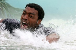 ProSieben: "Sensibel gefilmt": Kritiker begeistert von "Tsunami" auf ProSieben