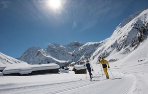 Graubünden Ferien: Halbe Million Loipenkilometer bei «Alle laufen lang»