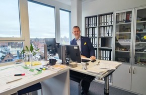 Alfred Kärcher SE & Co. KG: 40-jähriges Dienstjubiläum von Bernd Haisch - Ein Weg vom Azubi zum Bereichsleiter