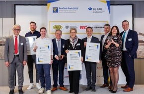 BG BAU Berufsgenossenschaft der Bauwirtschaft: BG BAU prämiert drei Unternehmen und eine Universität mit dem EuroTest-Preis 2025