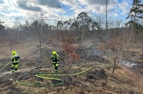 Landespolizeiinspektion Nordhausen: LPI-NDH: Grünfläche in Brand - Zeugen gesucht
