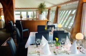 Messe Berlin GmbH: Grandiose Aussicht und exzellente Küche: Berliner Funkturm-Restaurant und Aussichtsplattform öffnen am 17. September (BILD)