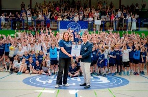 REKORD-INSTITUT f&uuml;r DEUTSCHLAND: Hamburger Verein holt Weltrekord in die Hansestadt und spielt l&auml;ngstes Handballspiel der Welt