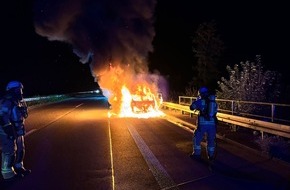 Freiwillige Feuerwehr der Stadt Goch: Feuerwehr Goch: Führerloser PKW in Vollbrand