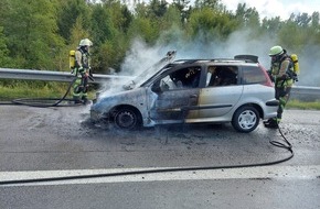 Polizeidirektion Kaiserslautern: POL-PDKL: PKW-Brand auf der Autobahn/Rettungsgasse nicht gebildet