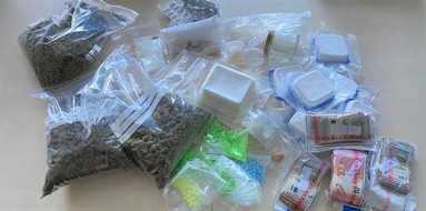 Polizeipräsidium Neubrandenburg: POL-NB: Drogen im Wert von etwa 53.000 EUR und 35.000 EUR Bargeld beschlagnahmt