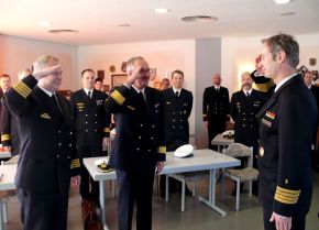 Deutsche Marine - Pressemeldung: Sanitätsdienst der Marine vor neuen Herausforderungen