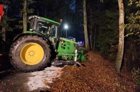 Polizeiinspektion Lüneburg/Lüchow-Dannenberg/Uelzen: POL-LG: ++ Traktor kommt von Fahrbahn ab ++ Unfall mit Verletztem - Vorfahrt missachtet ++ Kupferfallrohre entwendet - Drei Männer flüchten mit PKW ++ Pkw aufgebrochen - Jagdhorn mitgenommen ++