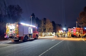 Kreisfeuerwehrverband Segeberg: FW-SE: Schwerer Verkehrsunfall auf der Bundesstraße 206