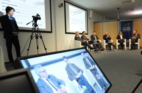 WINGS Fernstudium: Hochschulen müssen sich zukunftsfähig positionieren und zur Marke werden - Ein berufsbegleitendes Weiterbildungsangebot bietet dafür gute Chancen (FOTO)