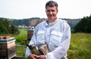 MyHONEY BIO-Imkerei: Hotels retten Bienen! - Eine neue Umweltinitiative erobert die Tourismusbranche