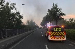 Feuerwehr Dortmund: FW-DO: Feuer in Dortmund-Huckarde Starke Rauchentwicklung aus einer Halle