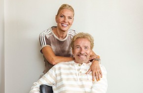 Wort & Bild Verlagsgruppe - Gesundheitsmeldungen: Thomas Gottschalk und Karina Mroß im "Apotheken Umschau"-Interview über Fitness im Alter: "Keine jugendliche Influencerin über Absperrung gezogen"