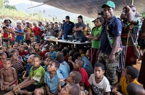 MAF Schweiz: Ein «Garten Eden» für isolierte Frauen in Papua-Neuguinea kreieren