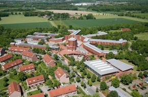 Generalzolldirektion: Feierstunde beim Zoll/
30 Jahre Bildungs- und Wissenschaftszentrum in Münster