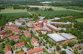 Generalzolldirektion: Feierstunde beim Zoll/
30 Jahre Bildungs- und Wissenschaftszentrum in Münster