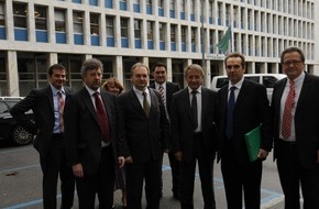 IMG - Investitions- und Marketinggesellschaft Sachsen-Anhalt mbH: Als Präsident des Europäischen Chemienetzwerks: Sachsen-Anhalts Wirtschaftsminister Dr. Reiner Haseloff zu Gesprächen in der italienischen Chemieregion Lombardei