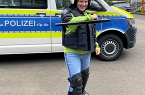 Polizeipräsidium Westpfalz: POL-PPWP: Girls' Day bringt Frauenpower in die Polizeidienststellen