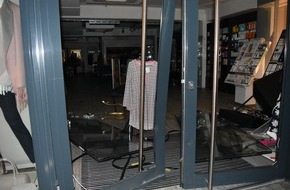 Polizei Aachen: POL-AC: Einbruch in Parfümerie