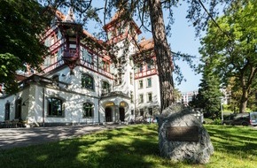 ICOMOS Suisse: ICOMOS kürt historisches Hotel/Restaurant des Jahres 2017: Preisträger sind das Hotel Militärkantine in St. Gallen und die Brasserie Le Cardinal in Neuenburg