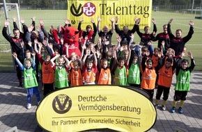 DVAG Deutsche Vermögensberatung AG: Deutsche Vermögensberatung (DVAG) und 1. FC Kaiserslautern: DVAG-Talenttag 2011 - Sichtungstag für Nachwuchskicker (mit Bild)