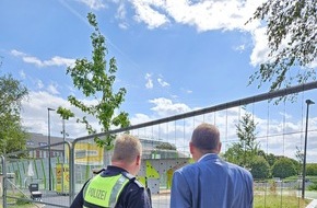 Polizeipr&auml;sidium Hamm: POL-HAM: Polizeipr&auml;sident Thomas Kubera wieder auf Bezirksstreife. Sein erster Halt: Uentrop.