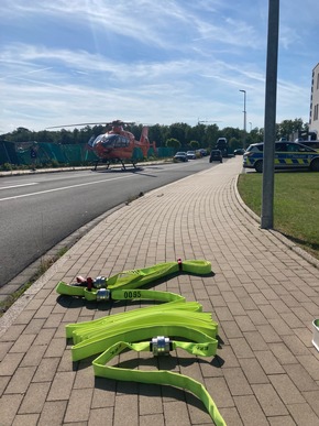 FW-EN: Schwerer Unfall auf der Nierenhofer Straße - Drei Verletzte