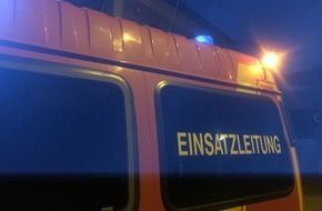 Feuerwehr Frechen: FW Frechen: Schwerer Verkehrsunfall auf der A1 - Drei Personen verletzt