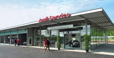 Audi AG: Neues Werkstatt-Konzept von Audi startet in Regensburg: Weltpremiere mit Potenzial - Mit Audi Service Betrieben noch schneller und näher am Kunden