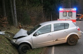 Polizeidirektion Pirmasens: POL-PDPS: Schönau, Landkreis Südwestpfalz
Autofahrerin schwer verletzt - Unfallverursacher flüchtet