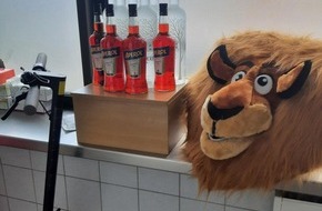 Bundespolizeidirektion München: Bundespolizeidirektion München: Löwe auf Beutezug / 31-Jähriger Dieb kostümiert im Hauptbahnhof