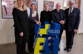 Polizei Bielefeld: POL-BI: Benefizkonzert zugunsten der Bielefelder Frauenhäuser voller Erfolg