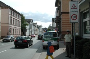 Polizeiinspektion Hameln-Pyrmont/Holzminden: POL-HOL: Polizei, Verkehrswacht und Schulen sorgen für sicheren Schulweg: Achtung - Einschulung steht bevor Empfehlung: Erziehung zur Selbstständigkeit