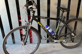 Polizei Mönchengladbach: POL-MG: Einbrecher stiehlt Fahrrad - und stellt ein anderes hin