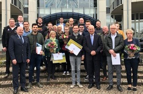 Kreispolizeibehörde Hochsauerlandkreis: POL-HSK: Couragierte Zeugen 2018 geehrt