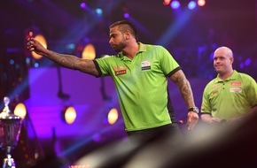 ProSieben: Titelverteidiger Tim Wiese und Michael van Gerwen treffen bei der "Promi-Darts WM 2018" auf Team Frank Rosin und Phil Taylor - live auf ProSieben