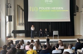 Polizeipräsidium Nordhessen - Kassel: POL-KS: "Cops im Dialog- Polizei und Schulen im Austausch" an der Albert-Schweitzer-Schule in Kassel