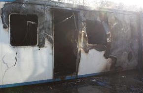 Polizei Düren: POL-DN: Bürocontainer abgebrannt