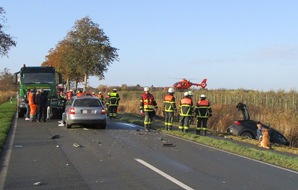 Polizeiinspektion Stade: POL-STD: Autodieb entwendet Hyundai in Himmelpforten und wird in Buxtehude verfolgt - Täter zu Fuß flüchtig, Zwei Verletzte bei Unfall im Alten Land, Polizei Himmelpforten zieht vorübergehend nach Oldendorf