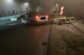 Kreispolizeibehörde Wesel: POL-WES: Rheinberg - 20-Jähriger verliert Kontrolle über sein Fahrzeug - vier Verletzte