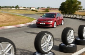 ADAC: Sportlich und sicher? Nicht immer! / ADAC Sommerreifentest 2025: Elf 18 Zoll Reifen überzeugen / Aber auch ein Ausreißer am unteren Ende