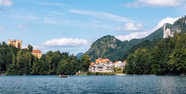 Allg&auml;u GmbH: Allg&auml;uTopHotels auf Rekordkurs. 88 Hotels und 38 Wirtschaftspartner b&uuml;ndeln Kr&auml;fte