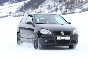 Touring Club Schweiz/Suisse/Svizzero - TCS: Pneus d'été en hiver: distance de freinage multipliée par deux sur la neige