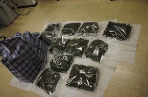 Polizei Rhein-Erft-Kreis: POL-REK: Sechs Kilogramm Marihuana im Kofferraum